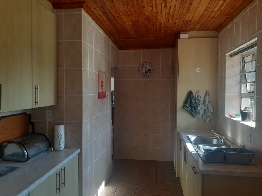 3 Bedroom Property for Sale in Kabega Park Eastern Cape